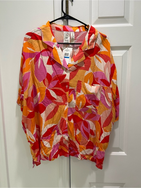 Jessica Simpson Tops - Jessica Simpson Multicolor Leaf-Print Button-Up Shirt - Pink, Red, Orange